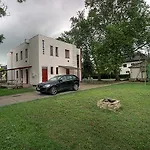 Matroz Guest house