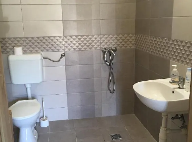 בית הארחה Matroz *