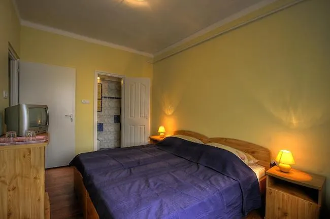 בית הארחה Matroz *